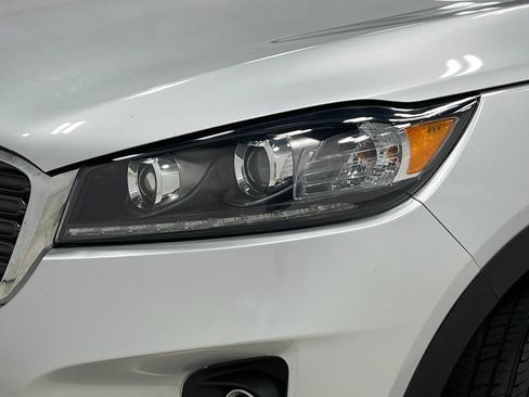 Used 2019 Kia Sorento EX AWD/4WD image 36