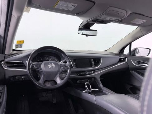 Used 2019 Buick Enclave Essence image 19