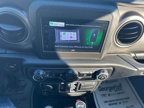 Used 2020 Jeep Wrangler Unlimited Sport S image 8