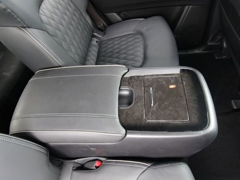 Used 2024 INFINITI QX80 Sensory AWD/4WD image 41