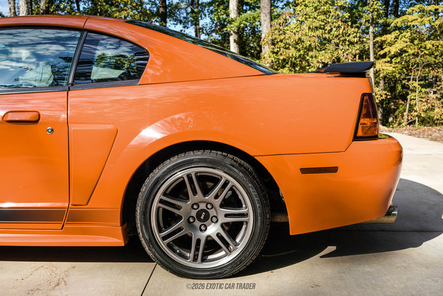Used 2004 Ford Mustang Mach 1 RWD image 4