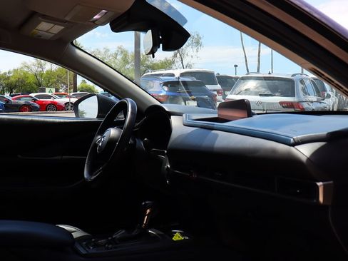 Used 2021 MAZDA CX-30 FWD 2.5 S w/ Select Package image 32