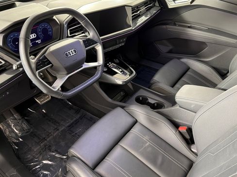 Used 2024 Audi Q4 e-tron Prestige w/ Black Optic Plus Package AWD/4WD image 9