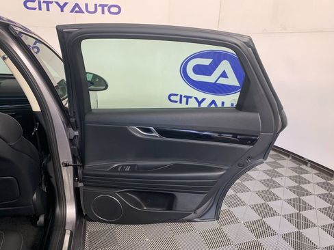 Used 2023 Genesis G80 2.5T AWD/4WD image 36