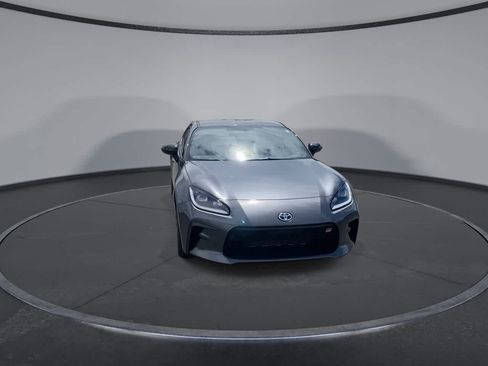 New 2026 Toyota GR86 Premium RWD image 4
