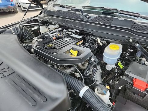Used 2025 RAM 3500 Big Horn AWD/4WD image 16