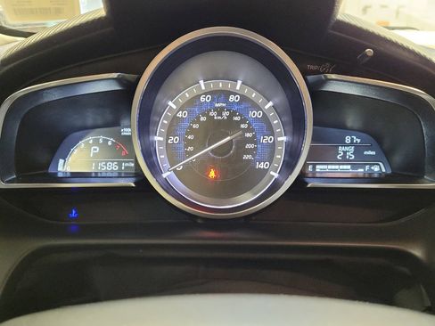 Used 2017 Toyota Yaris iA image 23