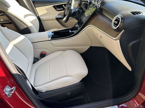 New 2027 Mercedes-Benz GLC 300 4MATIC image 43