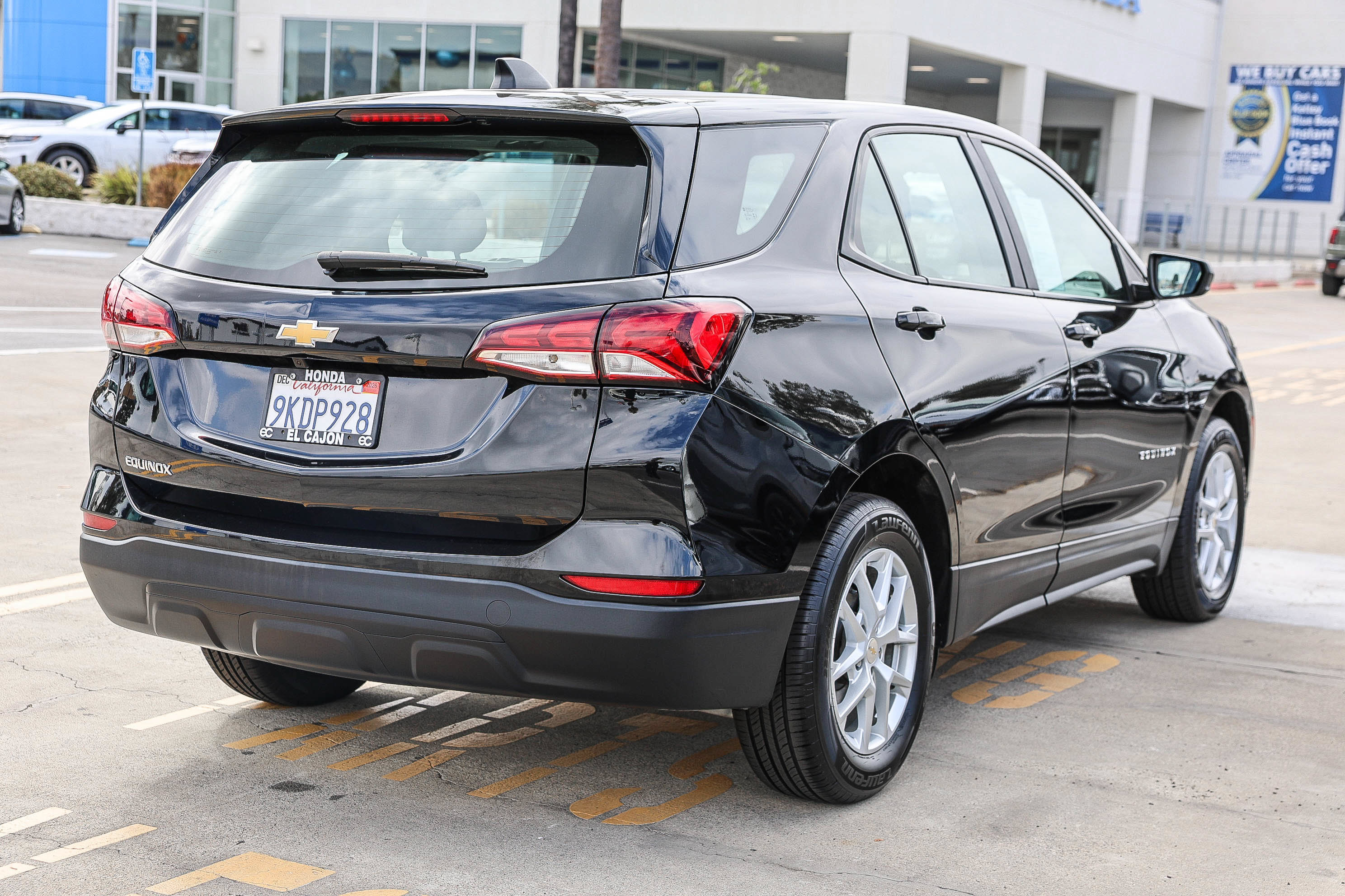 Used 2024 Chevrolet Equinox LS FWD image 23