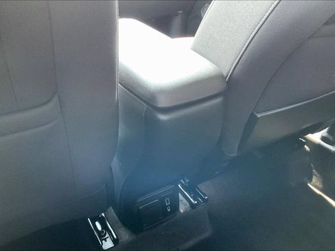 Used 2023 Chevrolet TrailBlazer LT w/ Convenience Package FWD image 14