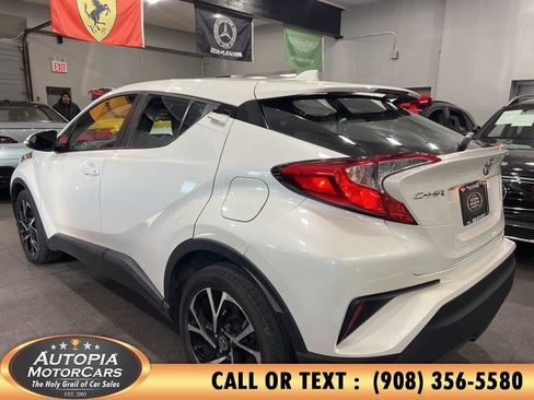 Used 2021 Toyota C-HR XLE image 36
