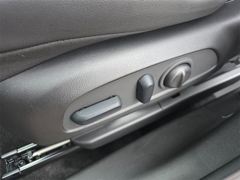 Used 2023 Buick Encore GX Essence w/ Experience Buick Package image 29