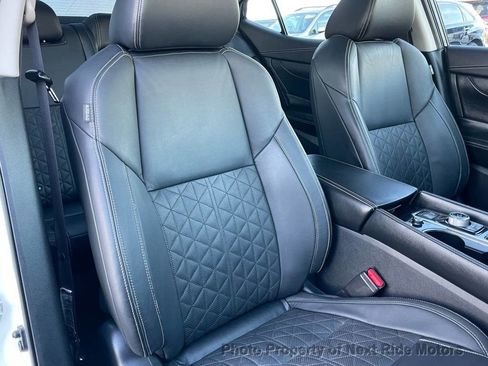 Used 2020 Nissan Maxima Platinum w/ Sport Mat Group image 14