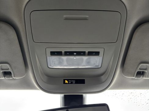 Used 2018 Chevrolet Colorado Z71 image 33