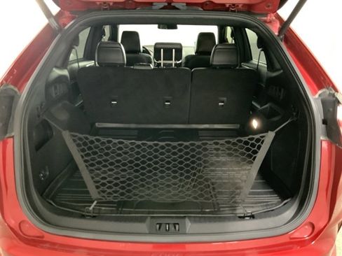 Used 2020 Ford Edge ST w/ Equipment Group 401A image 8