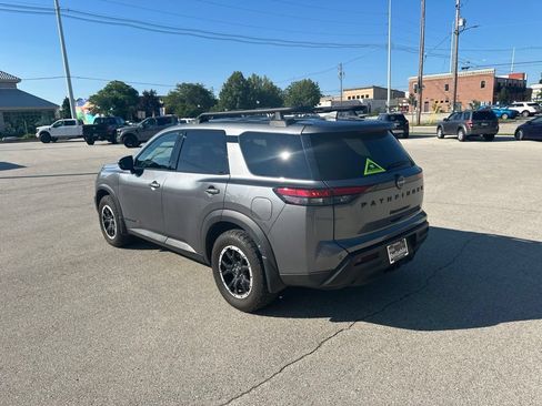 Used 2024 Nissan Pathfinder Rock Creek AWD/4WD image 4