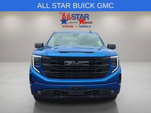Used 2022 GMC Sierra 1500 Elevation RWD image 2