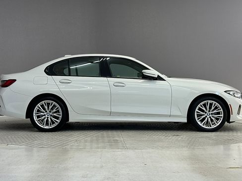 Used 2023 BMW 330i Sedan w/ Convenience Package RWD image 7