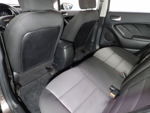 Used 2018 Kia Forte LX FWD image 8