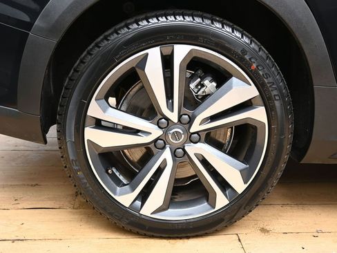 Used 2025 Volvo V60 B5 Cross Country Plus AWD/4WD image 12