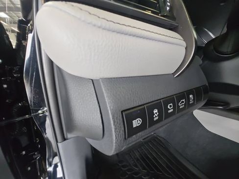 Used 2024 Toyota Camry XSE w/ Navigation Package FWD image 26