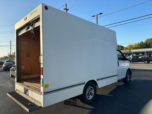 Used 2014 GMC Savana 3500 image 6