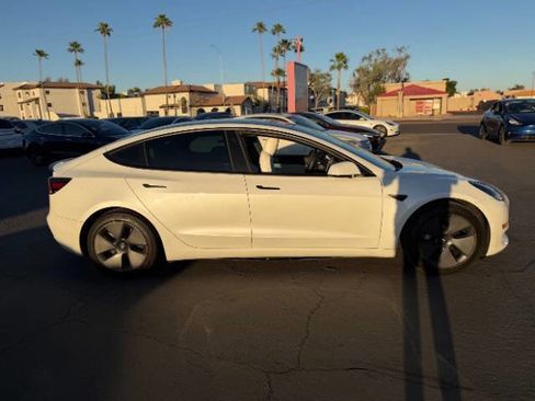 Used 2021 Tesla Model 3 Long Range image 2