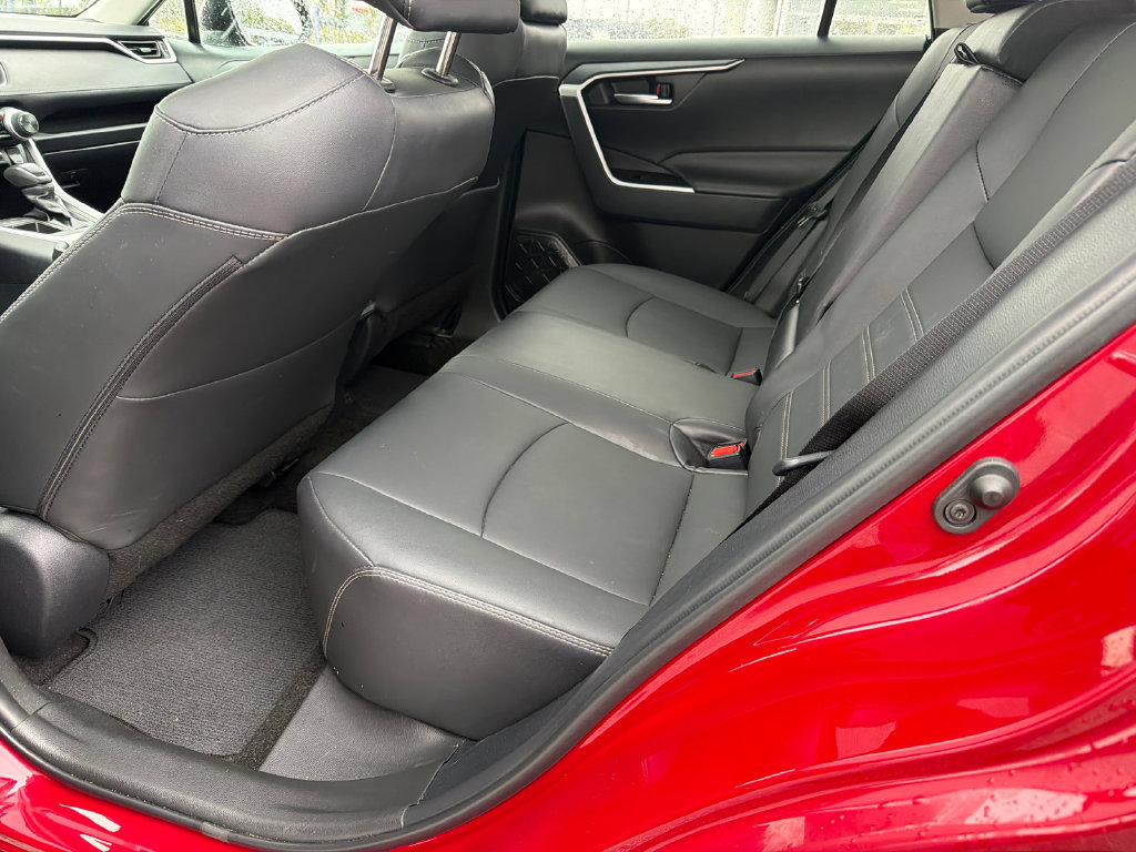 Used 2025 Toyota RAV4 XLE Premium FWD image 21