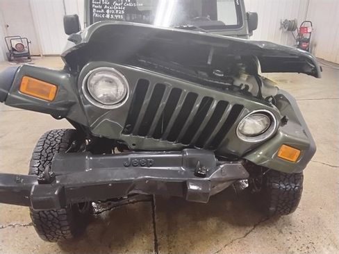 Used 2006 Jeep Wrangler Unlimited AWD/4WD image 16