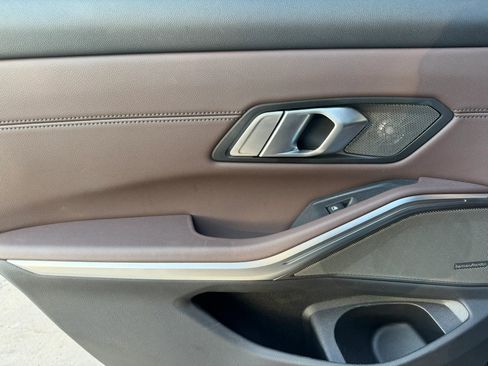 Used 2022 BMW M340i xDrive image 8