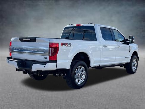 Used 2022 Ford F350 Platinum image 3