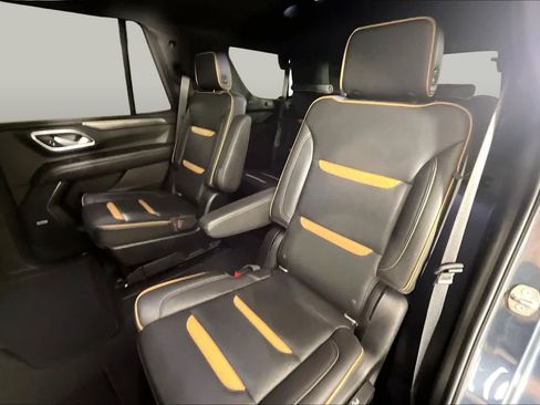 Certified 2021 GMC Yukon AT4 w/ AT4 Premium Plus Package AWD/4WD image 19