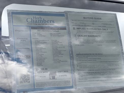 Used 2022 Jeep Compass Trailhawk image 11