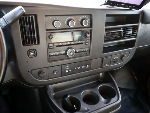 Used 2021 Chevrolet Express 3500 w/ Power Convenience Package RWD image 20