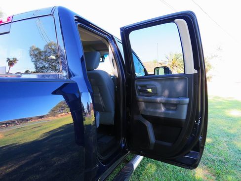 Used 2016 RAM 1500 Big Horn image 17