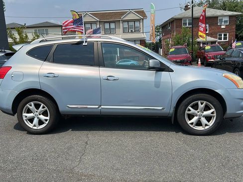 Used 2011 Nissan Rogue SV w/ Premium Pkg AWD/4WD image 5