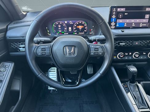 Used 2024 Honda Accord Sport image 27