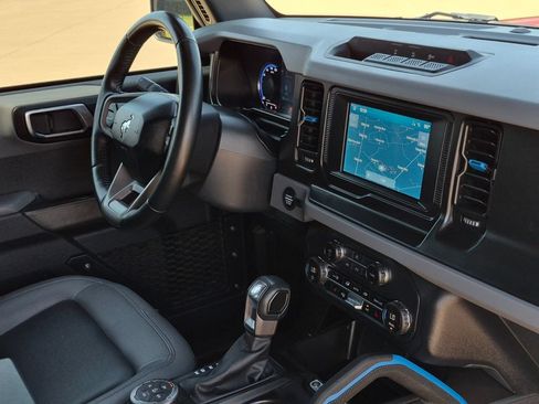 Used 2023 Ford Bronco Black Diamond AWD/4WD image 38