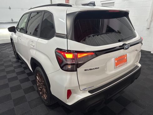 Used 2025 Subaru Forester Sport w/ Popular Package #1 AWD/4WD image 8