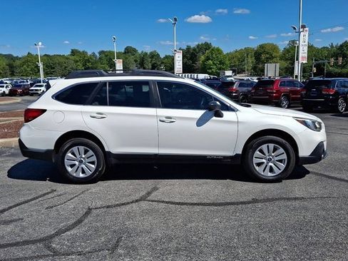 Used 2018 Subaru Outback 2.5i AWD/4WD image 9