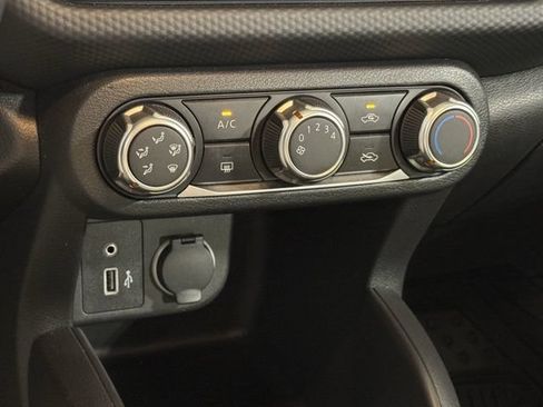 Used 2024 Nissan Kicks S FWD image 11