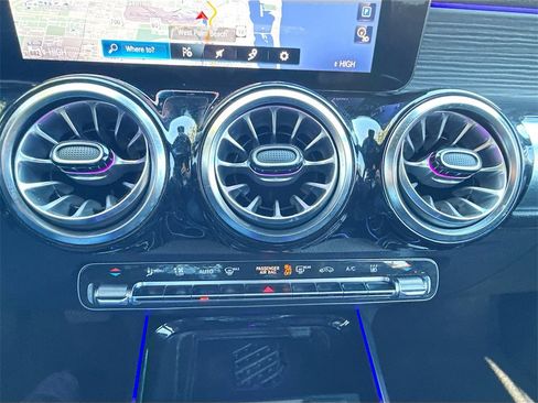 Used 2023 Mercedes-Benz EQB 300 300 w/ Exclusive Package image 17