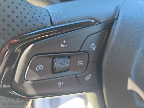 New 2026 Chevrolet Trax RS w/ Driver Confidence Package FWD image 36