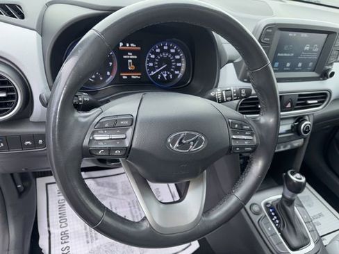 Used 2021 Hyundai Kona Limited image 11