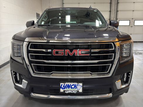 Used 2023 GMC Yukon SLT AWD/4WD image 8