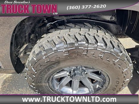 Used 2010 Toyota 4Runner SR5 image 18