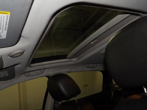 Used 2016 Chevrolet Impala LTZ image 14