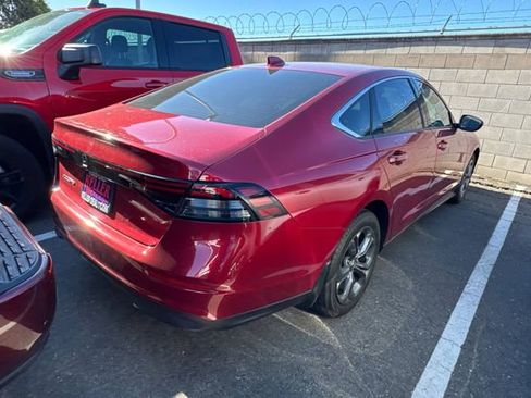 Used 2024 Honda Accord EX image 4