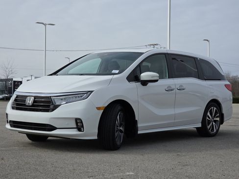 Used 2024 Honda Odyssey Touring image 13