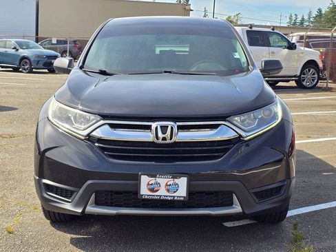 Used 2018 Honda CR-V LX image 3